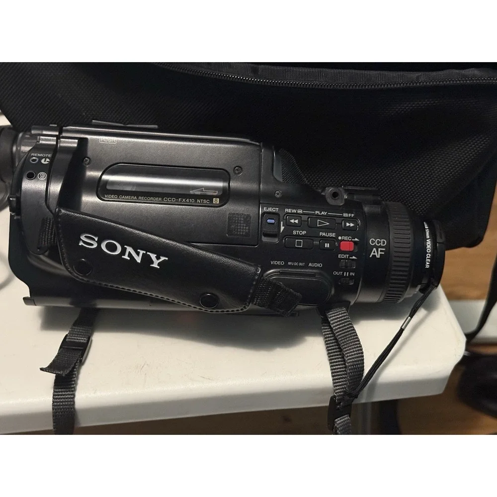 Vintage Sony CCD-FX410  Video Camera Recorder , With Case , ( Untested)